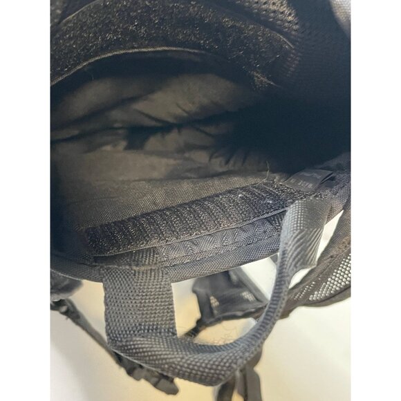 CamelBak Classic hiking backpack bike run hike no bladder 17" x 8" gray red - Picture 7 of 12